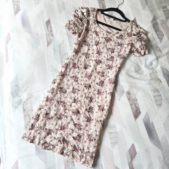 Forever 21 Lace Mini Dress - Picture 1 of 6